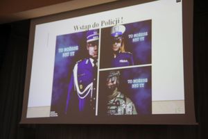 Debata z policjantami