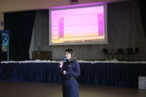 Debata z policjantami