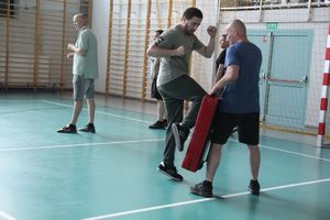 Policjanci szkolili ratowników medycznych