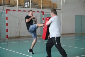 Policjanci szkolili ratowników medycznych