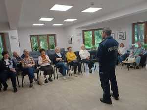Policjanci i pracownicy ZUS dbają o bezpieczeństwo seniorów