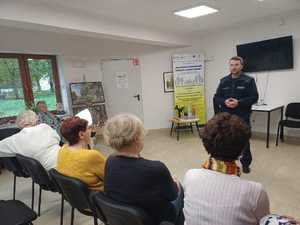 Policjanci i pracownicy ZUS dbają o bezpieczeństwo seniorów