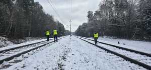 Staszowscy policjanci wzmacniają ochronę terenów kolejowych