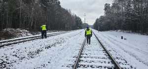 Staszowscy policjanci wzmacniają ochronę terenów kolejowych