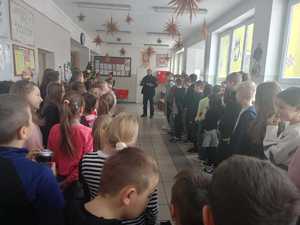 Jak bezpiecznie spędzić ferie? Jakich miejsc unikać?