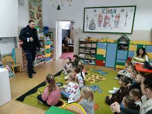 Jak bezpiecznie spędzić ferie? Jakich miejsc unikać?