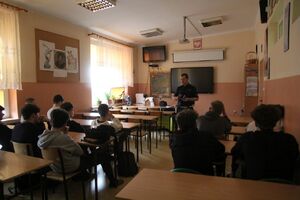 Zajęcia teoretyczne w klasie mundurowej