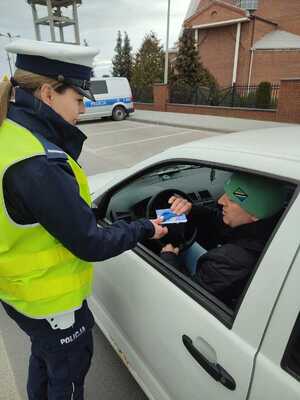 Dzień Świadomości Autyzmu ze staszowskimi policjantami