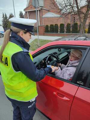 Dzień Świadomości Autyzmu ze staszowskimi policjantami