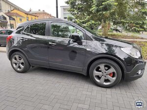 Mimo zakazów prowadził auto. Sąd wymierzył karę więzienia.