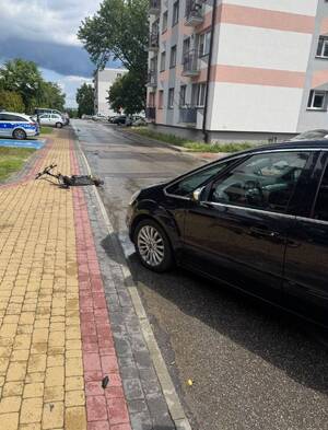 Nieodpowiedzialna jazda hulajnogą elektryczną