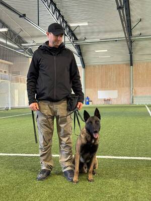 Staszowski policjant i jego czworonożny przyjaciel