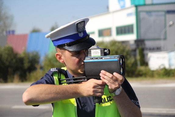 Policja Staszów i Połańce przeprowadziły akcję „Bezpieczna Droga K 79” na drodze